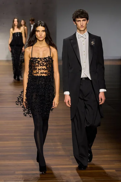 Look 90